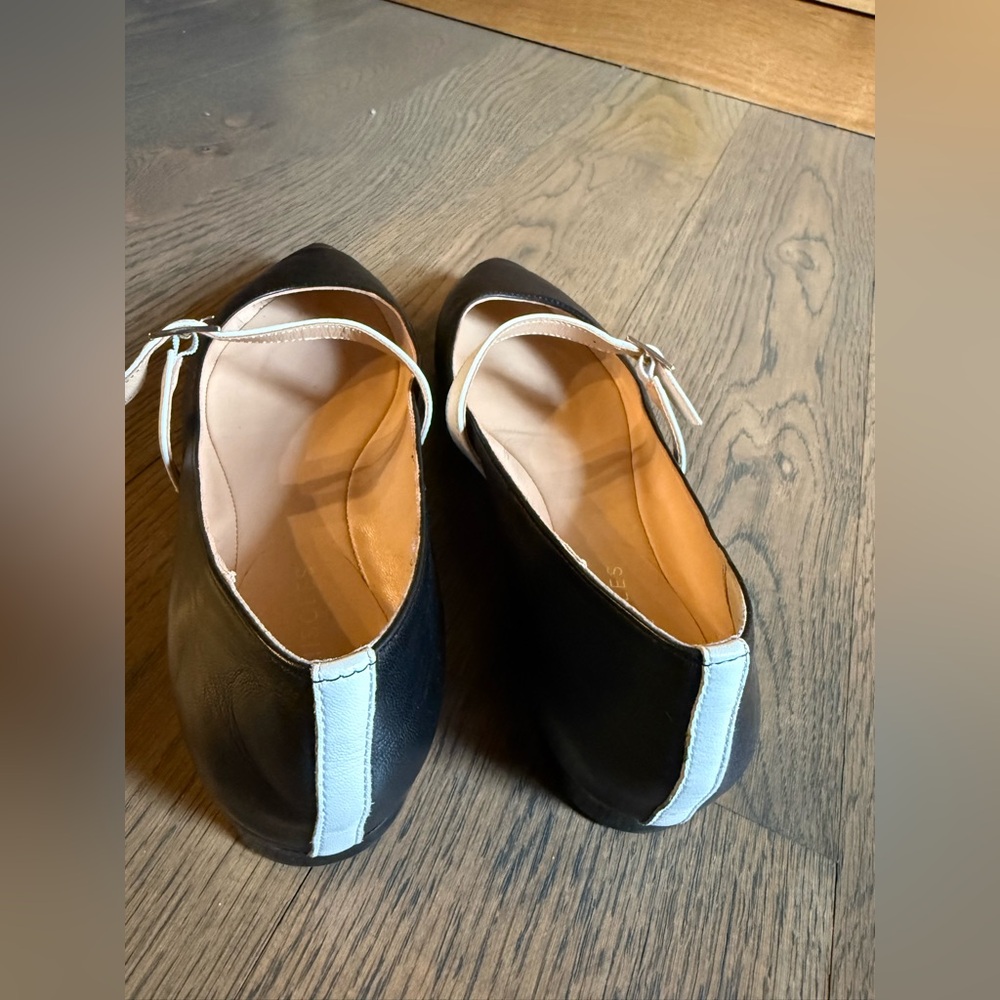 Beautiisoles Maya black leather  with white strap Mary Jane shoes. Size 9 or 40 - Picture 6 of 7